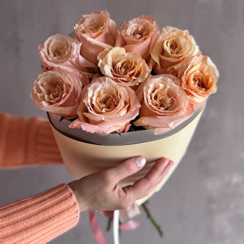 Что выбрать лучше - дорогой или недорогой букет?