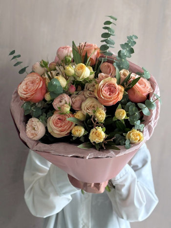 Выбрать букет, который расскажет вашу историю