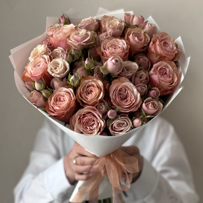 Букет из роз Кахала и Дестини