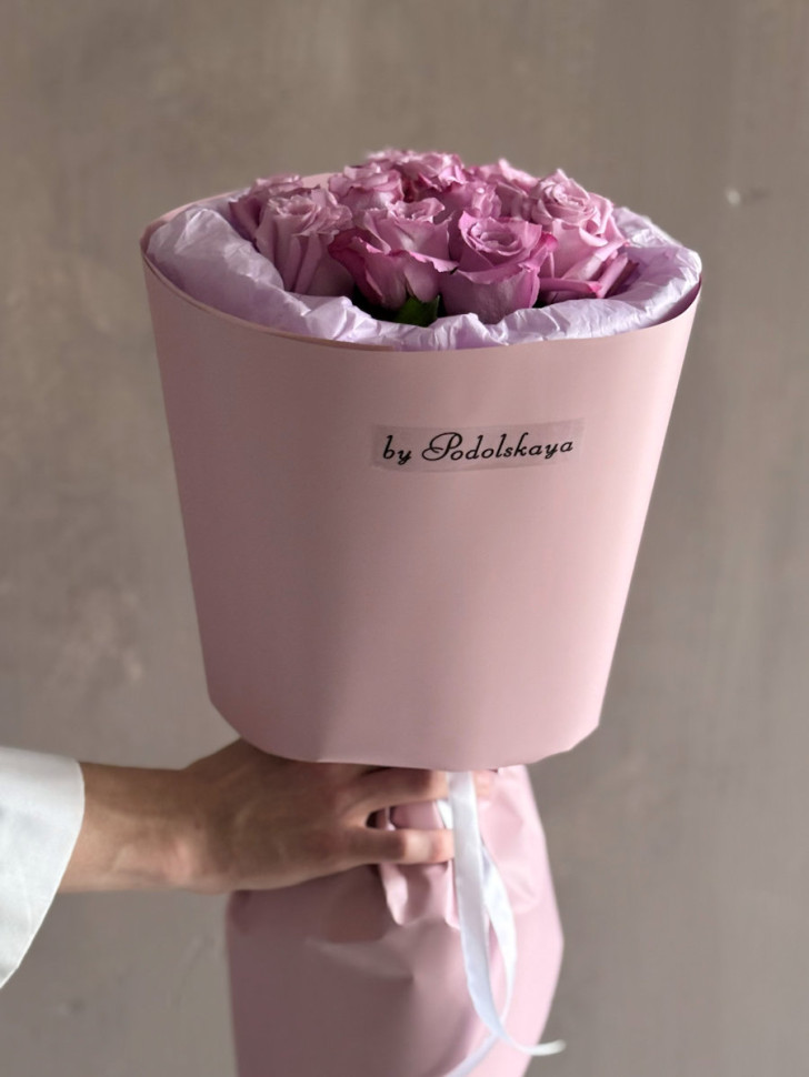 Букет «Элегантная одиссея из 11 роз»