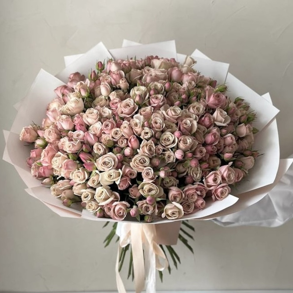 Букет из 51 кустовой розы