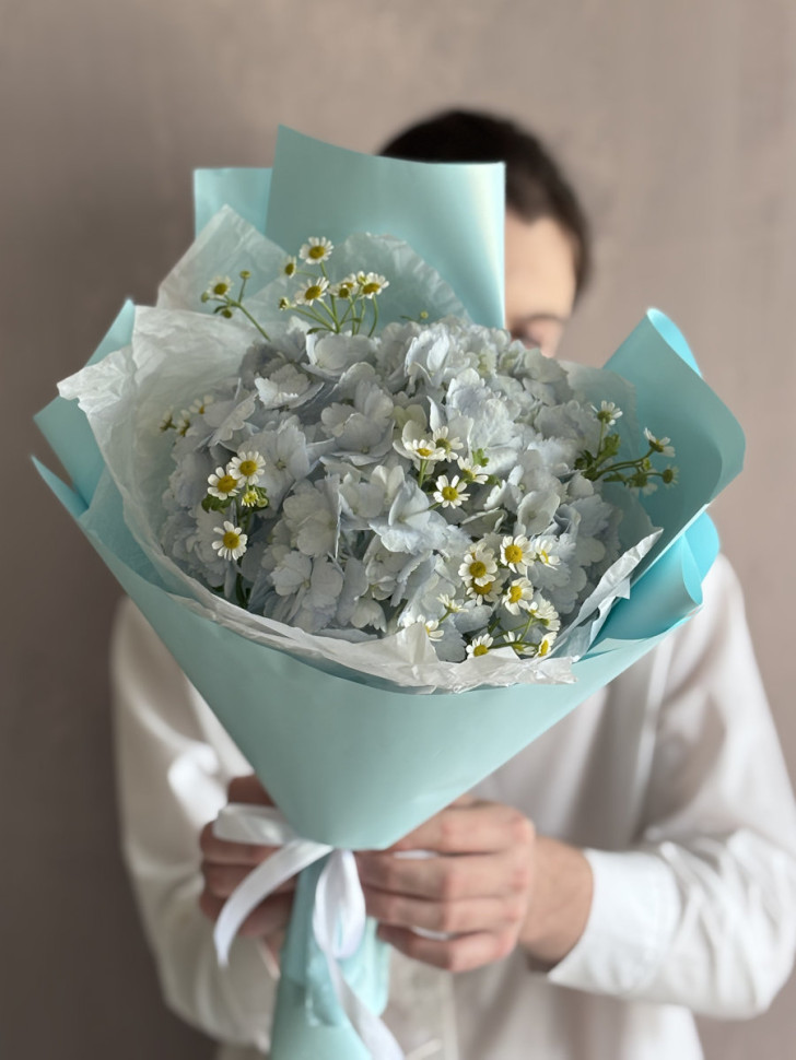 Букет с Гортензией и Танацетумом