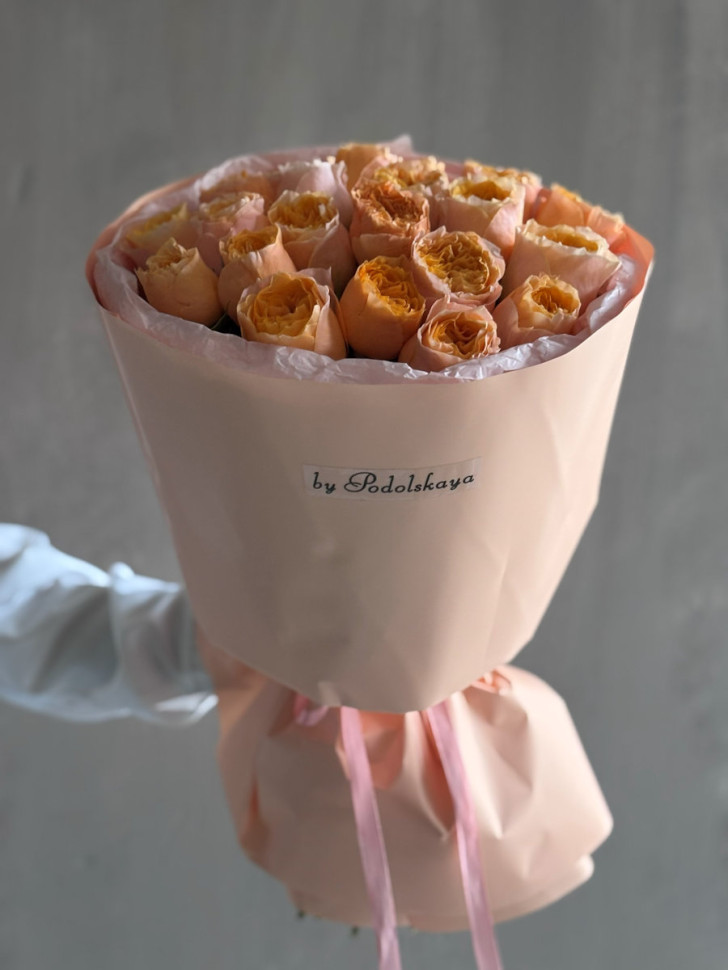 Букет «Персиковая симфония: 21 роза»