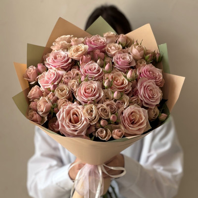 Букет из роз Пинк амаретто и Дестини 