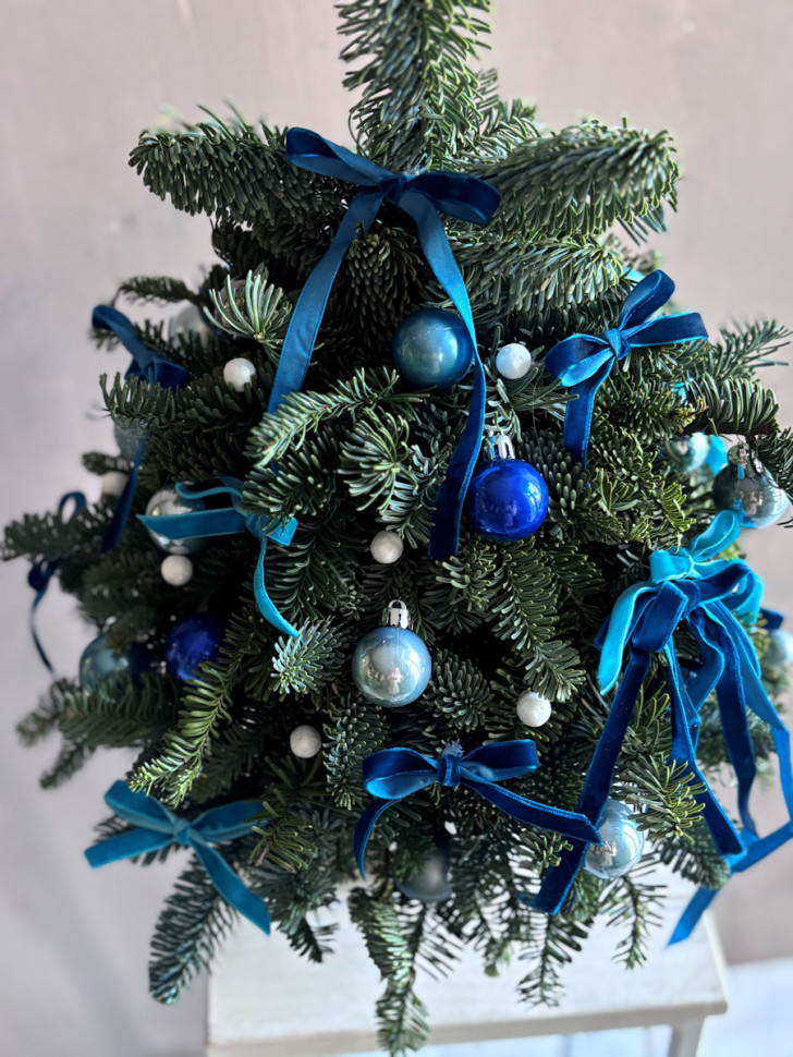 Композиция «Ёлка в бирюзе»