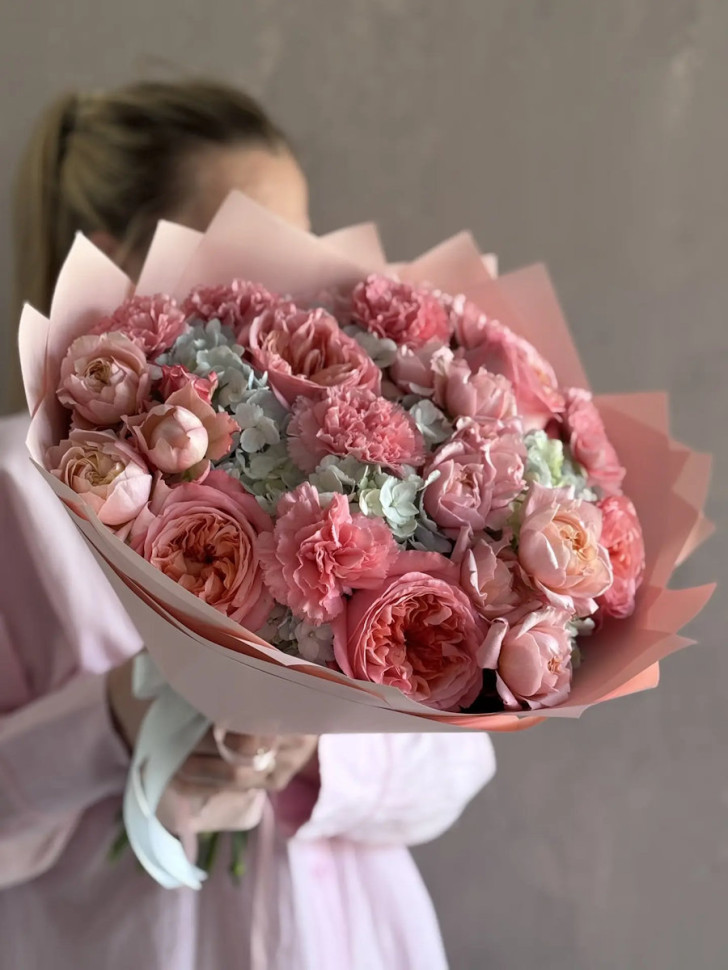 Композиция «Розовое торжество»