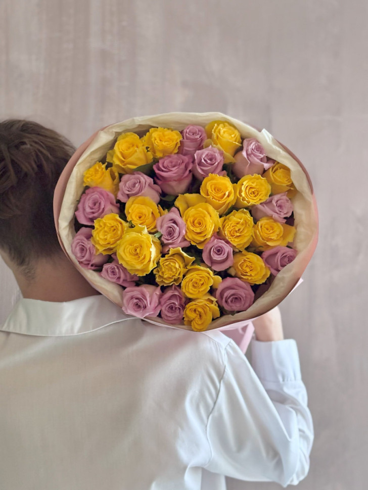 Букет «35 мгновений любви»