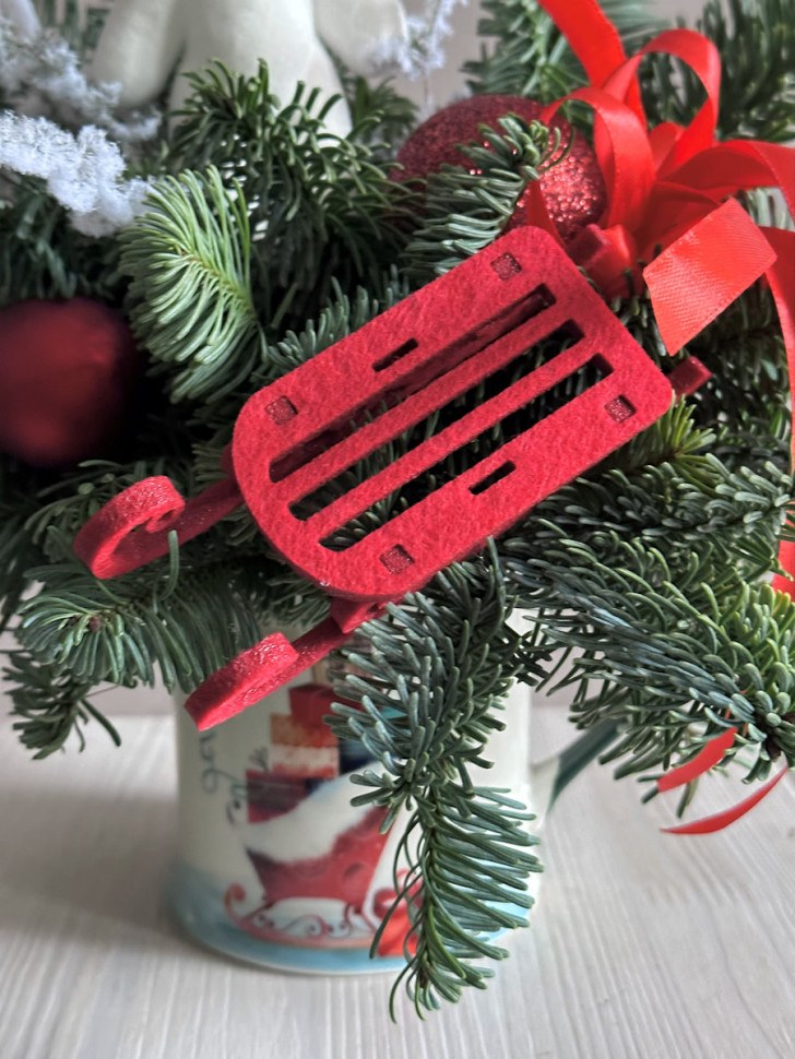 Новогодняя композиция в кружке