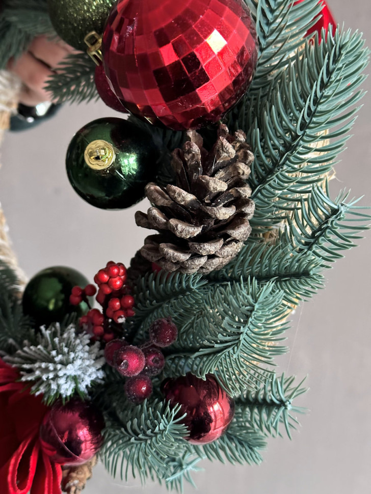 Венок (искусственная литая хвоя)