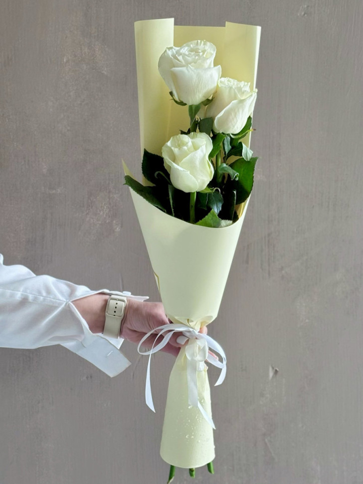 3 розы Эквадор (белые)