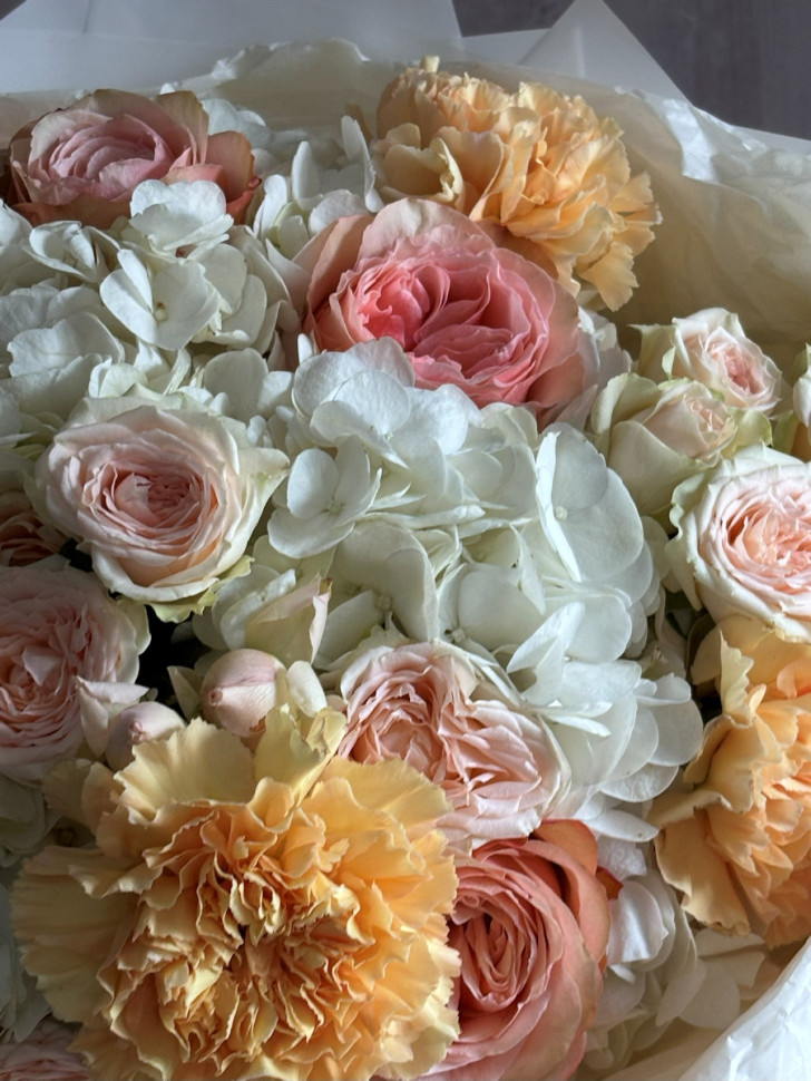 Букет «Палитра нежности»