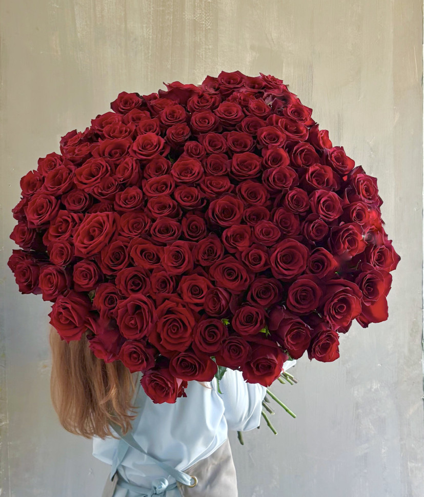 101 красная роза Эквадор