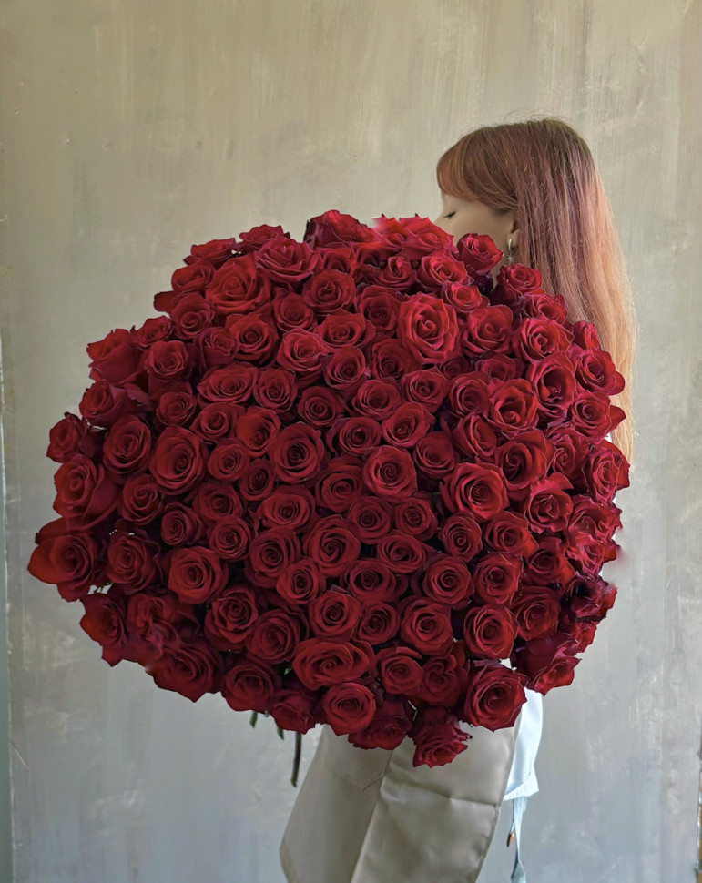 101 красная роза Эквадор