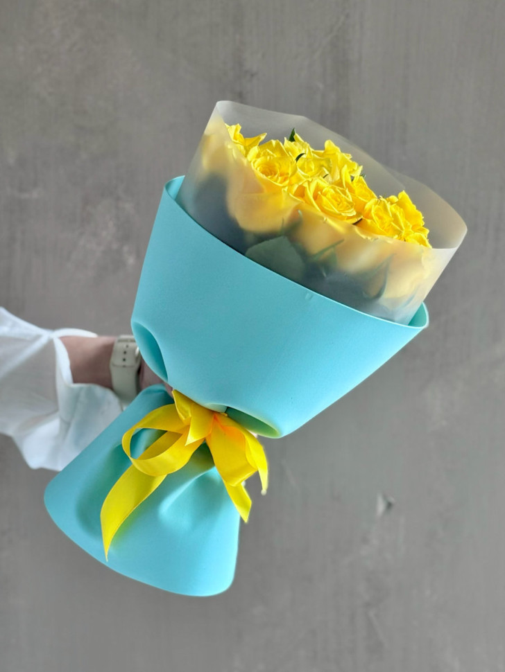 7 роз Кения (солнечные)