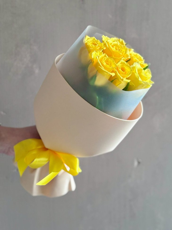 7 роз Кения (солнечные)