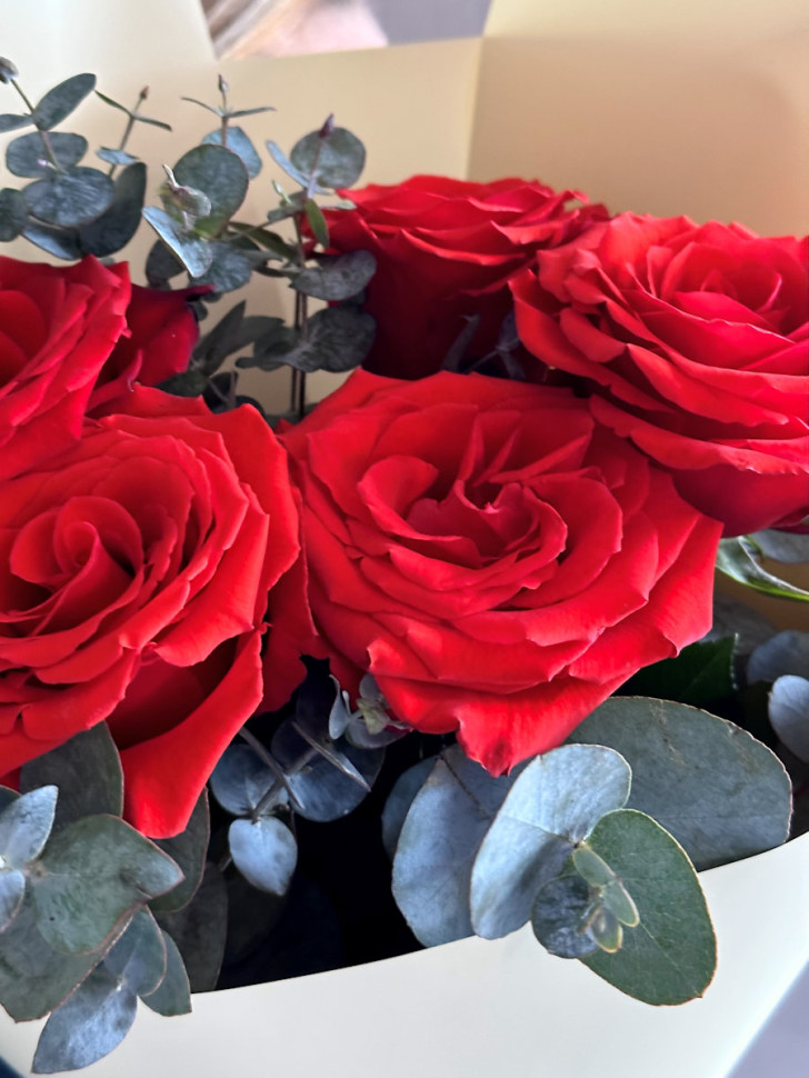 Букет из 5 роз Нина