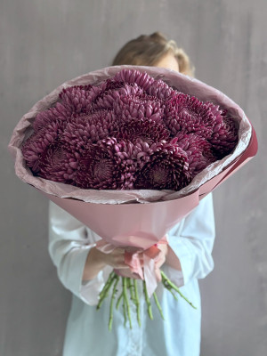 Букет из 15 хризантем бигуди