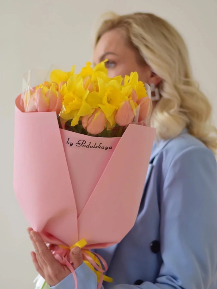 Букет из Тюльпанов и Нарциссов 