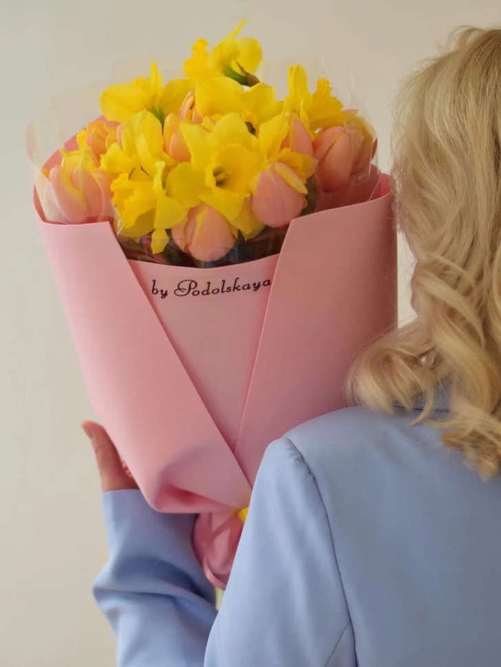Букет из Тюльпанов и Нарциссов 