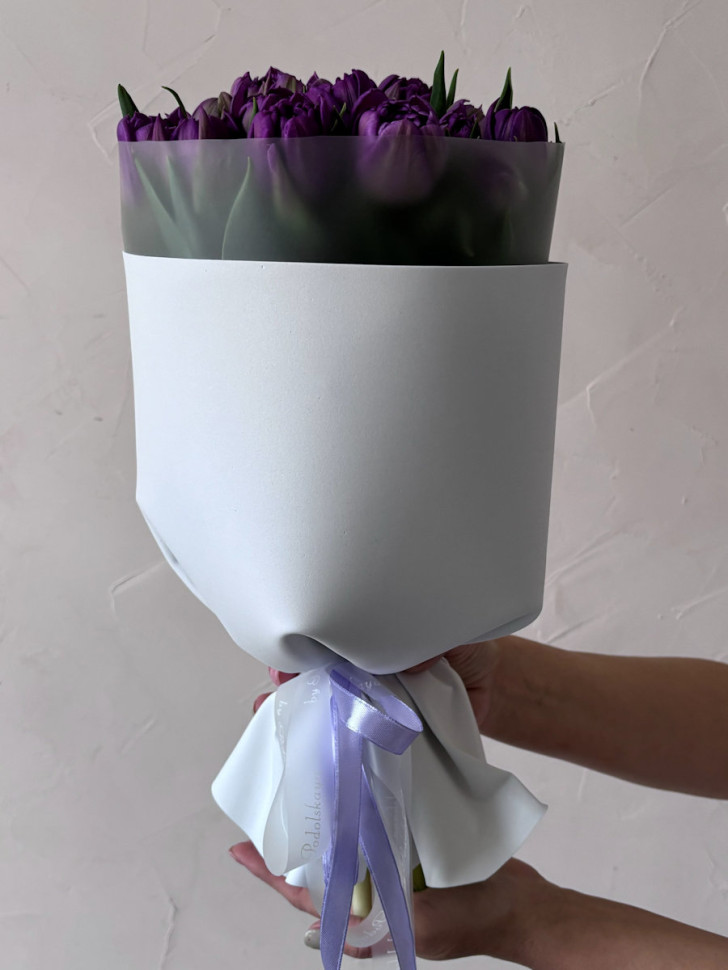 Букет из 15 пионовидных тюльпанов