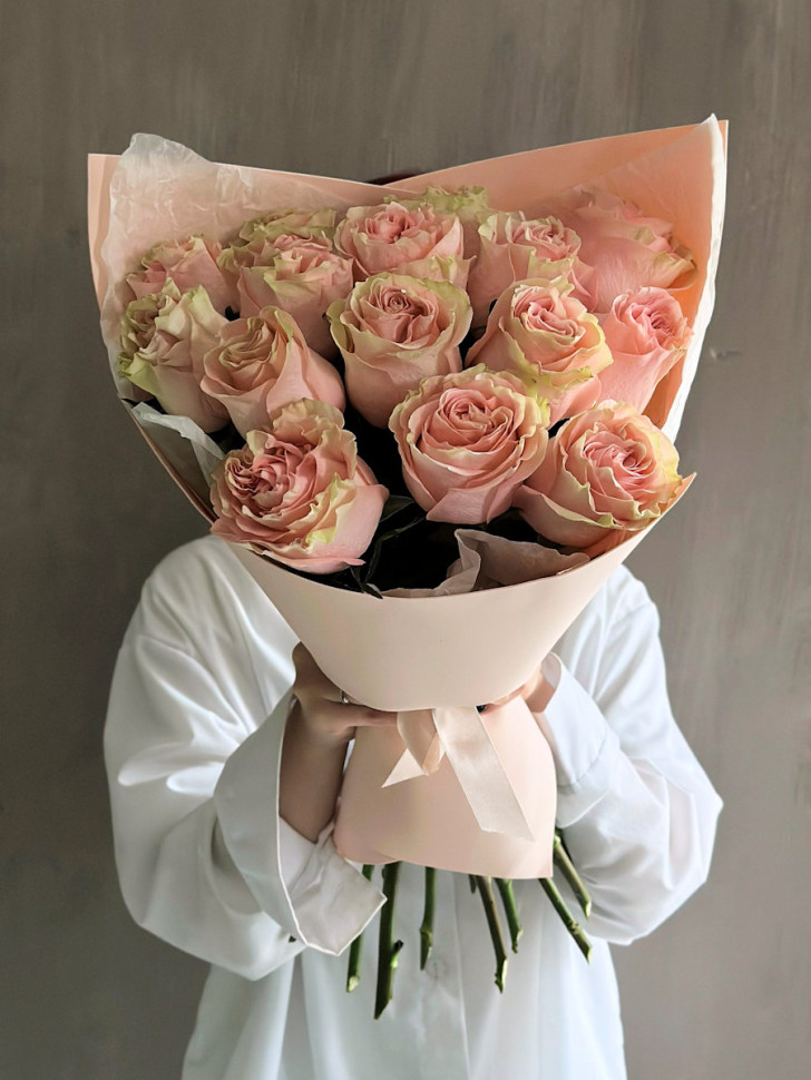 Букет «Персиковая нежность»