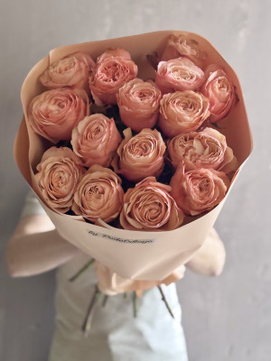 Букет из 15 роз Кахала