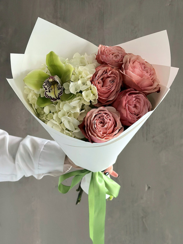 Композиция «Элегантная гармония»