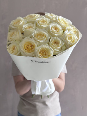 Букет 15 роз Канделайт