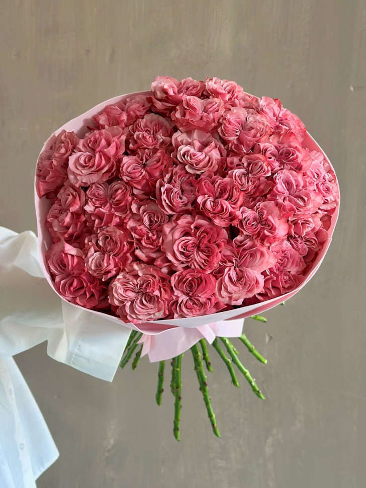 Букет из 29 пионовидных роз