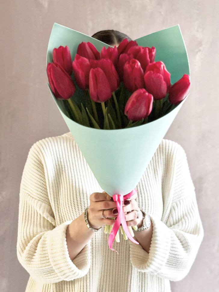 Тюльпаны красные (15 шт.)