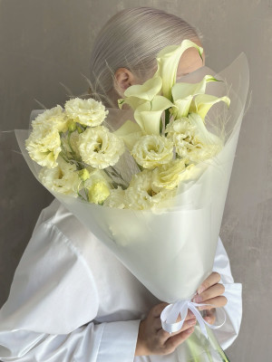 Букет из 9 калл