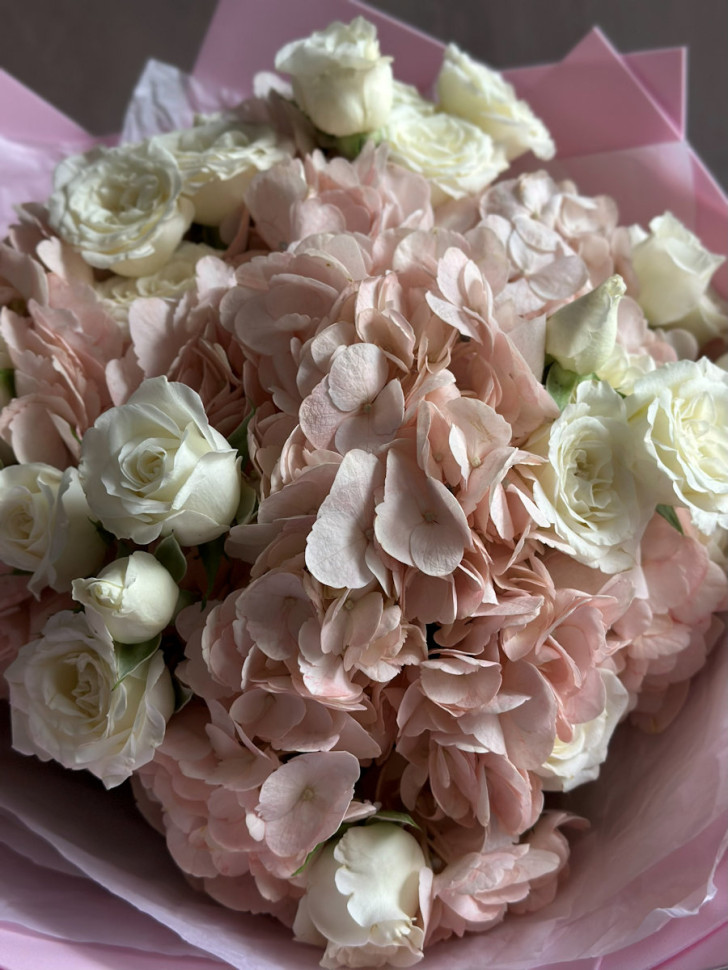 Композиция «Нежность и свет»