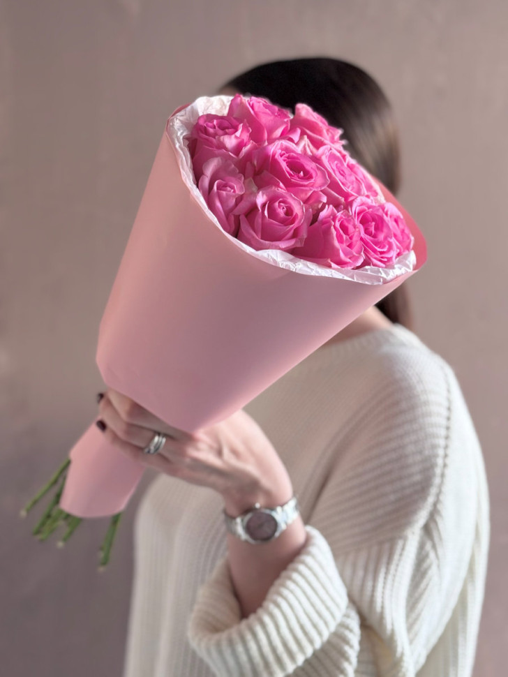 11 нежных кенийских роз (40см)