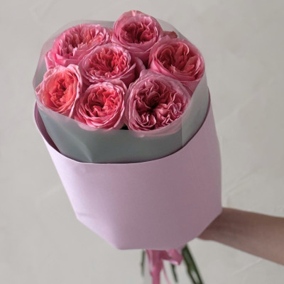 Букет из 7 пионовидных роз Пинк Экспрешн