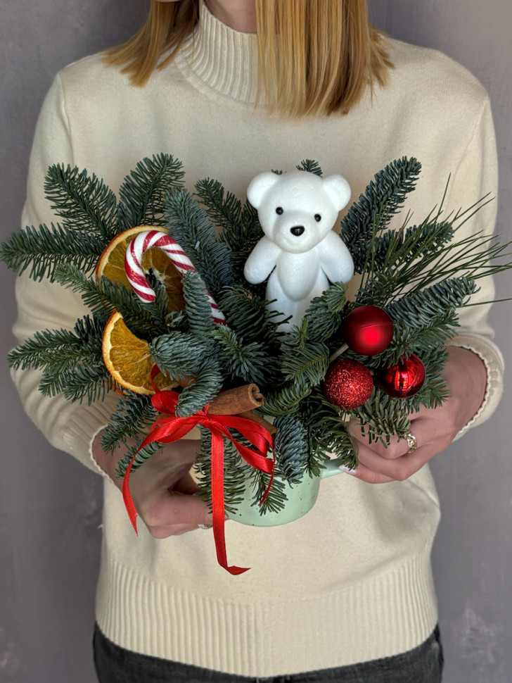 Новогодняя композиция с мишкой