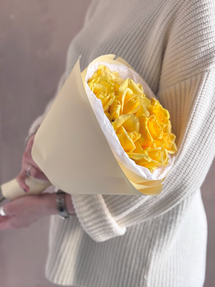 11 желтых роз (40см)