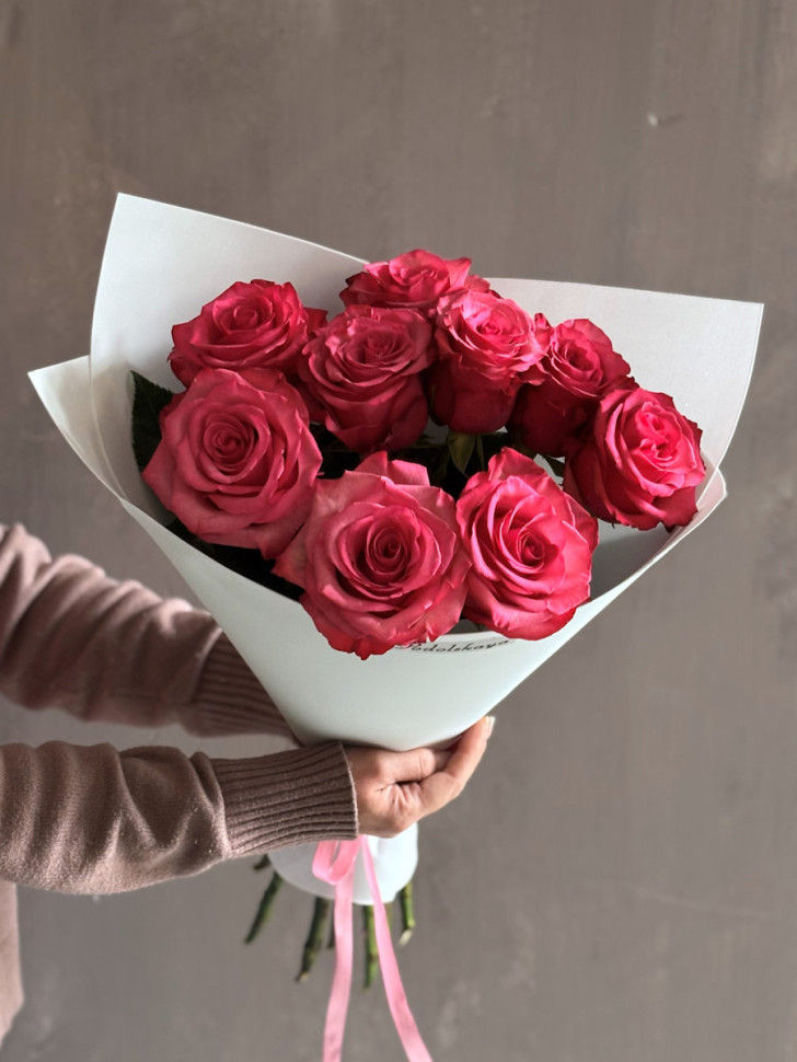 9 роз Эквадор