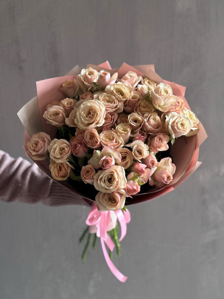 Букет 9 кустовых роз