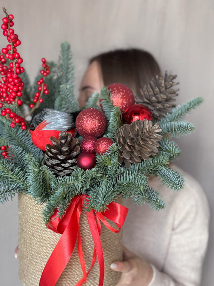 Композиция в кашпо «Снежная королева»