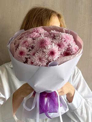 Букет 5 манящих хризантем