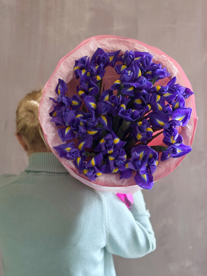 Букет из 31 Ириса