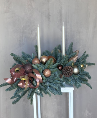 Композиция «Золотая еловая фантазия»