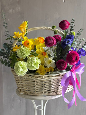 Корзинка «Цветочный заряд энергии»
