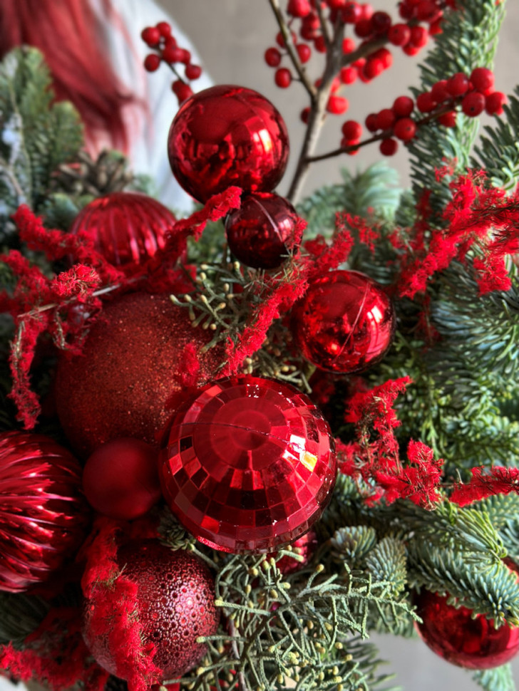 Композиция «Снегирь»