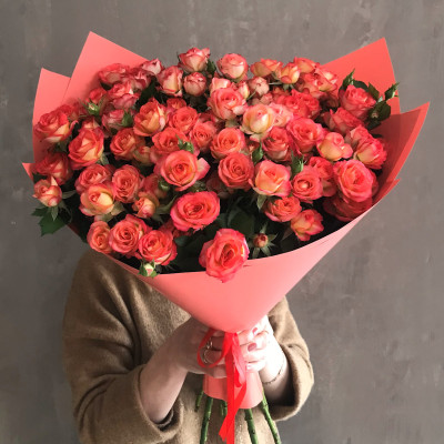 Букет из 11 кустовых роз
