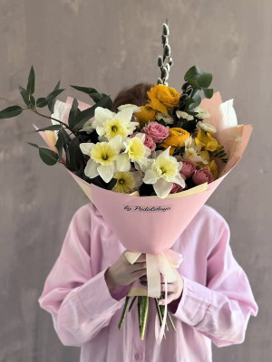 Сборный букет «Весенний переполох»