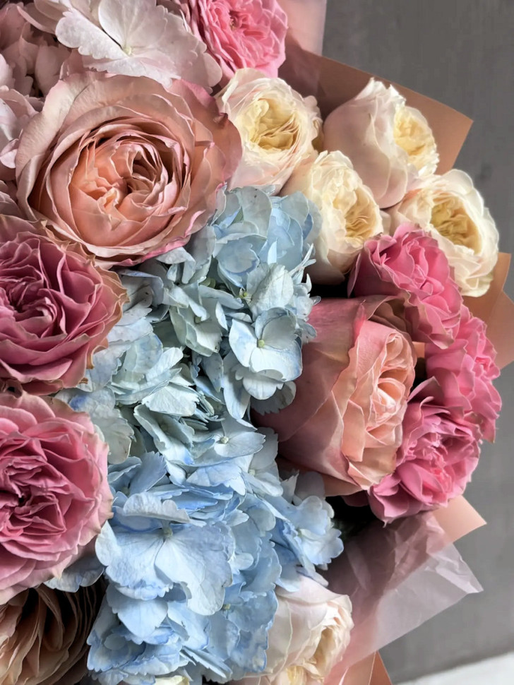 ДуоБукет с Гортензиями и Розами