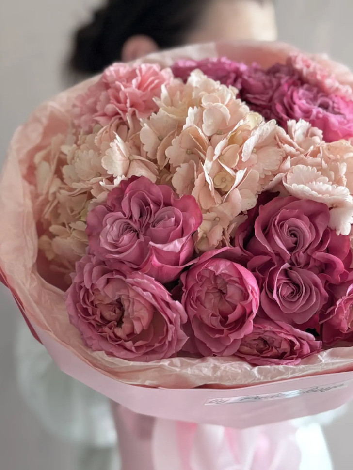 Авторский букет «Подарок для королевы»