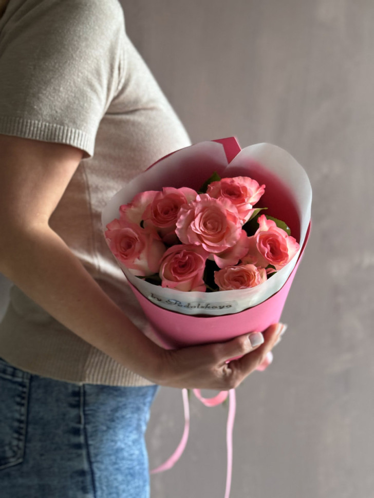 Букет «Розовая семёрка»